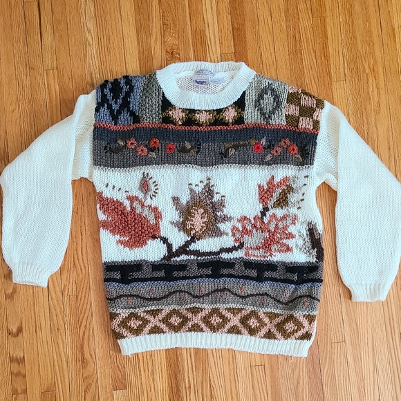 Adorable vintage Huntington Ridge Sweater. Cottage core style sweater - Picture 6 of 6